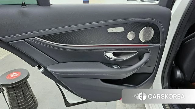 Mercedes-Benz E-Class W213 id 4293510 из Кореи 17
