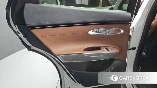 Genesis GV70 id 4445691 из Кореи 17