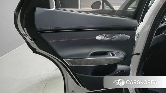 Genesis GV70 id 4415592 из Кореи 17
