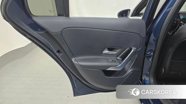 Mercedes-Benz A-Class W177 id 4542248 из Кореи 17