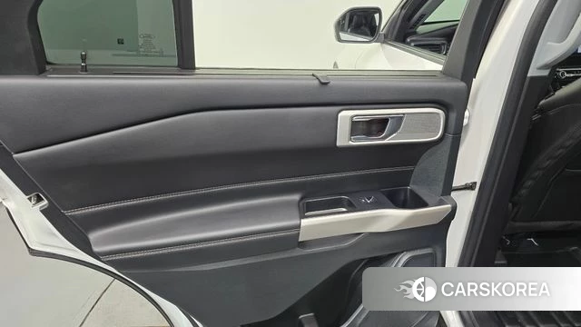 Ford Explorer 6th Generation id 4243927 из Кореи 17
