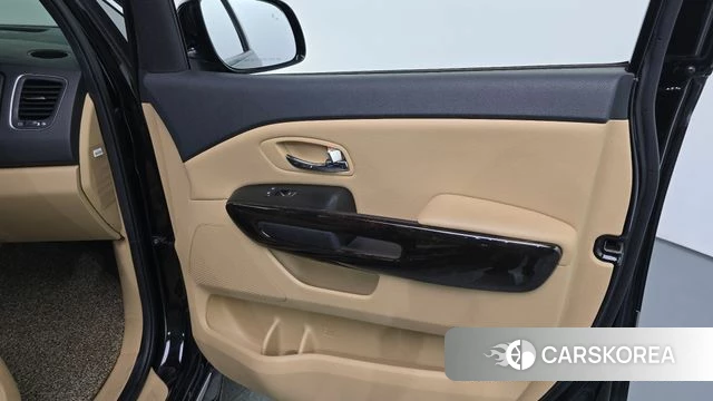 Kia The New Carnival id 4508248 из Кореи 17