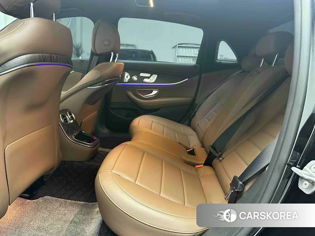 Mercedes-Benz E-class id 4256924 из Китая 17
