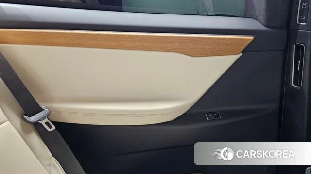 Tesla Model X id 4647106 из Кореи 17