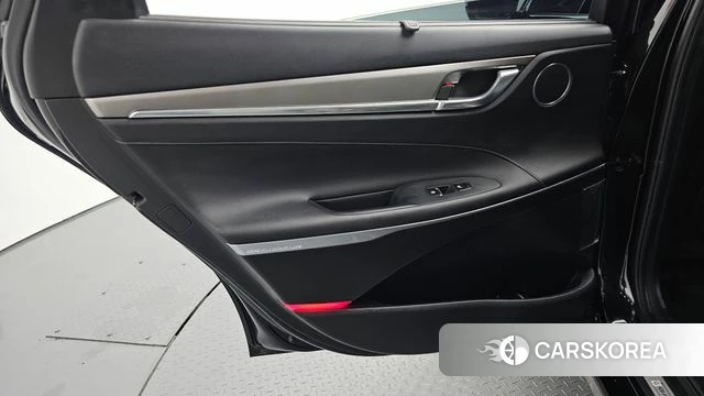 Hyundai The New Grandeur IG Hybrid id 4613972 из Кореи 17