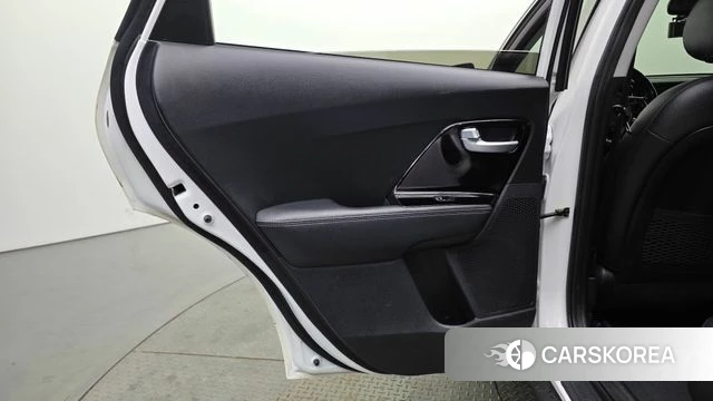 Kia The New Niro id 4737335 из Кореи 17