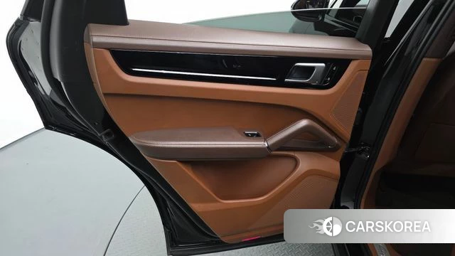 Porsche Cayenne (PO536) id 4872665 из Кореи 17