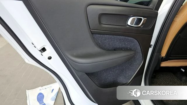 Volvo XC40 id 4331286 из Кореи 17