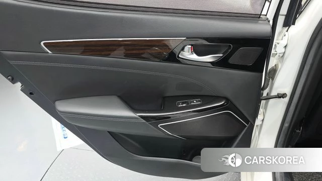 Kia Come New K7 id 4188563 из Кореи 17