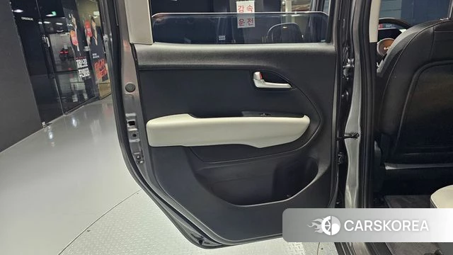 Kia The New Kia Ray id 4407974 из Кореи 17
