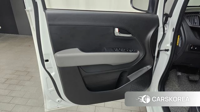 Kia The New Kia Ray id 4691585 из Кореи 17