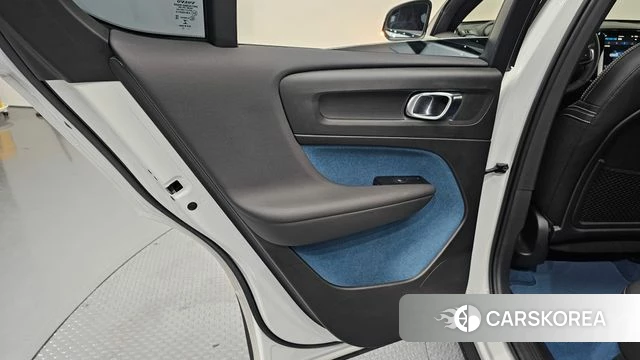 Volvo C40 Richards id 4231356 из Кореи 17