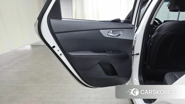 Kia The New K3 2nd generation id 4618403 из Кореи 17