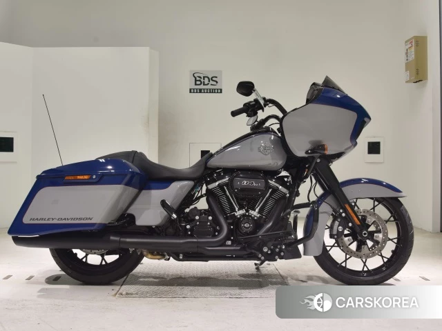 Проданный Harley-Davidson Road Glide FLTRXS1870 2023 из Японии