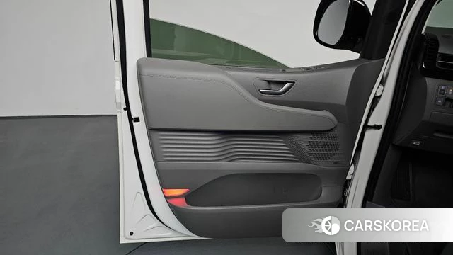 Hyundai Staria id 4302228 из Кореи 17