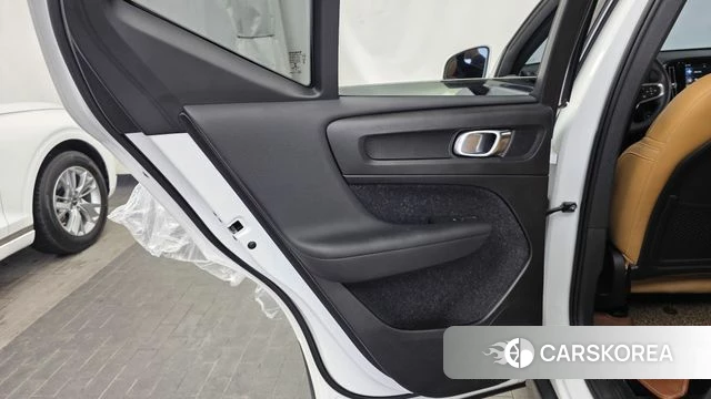 Volvo XC40 id 4384385 из Кореи 17