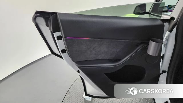 Tesla Model Y id 4618137 из Кореи 17