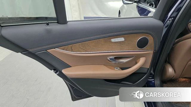 Mercedes-Benz E-Class W213 id 4764167 из Кореи 17