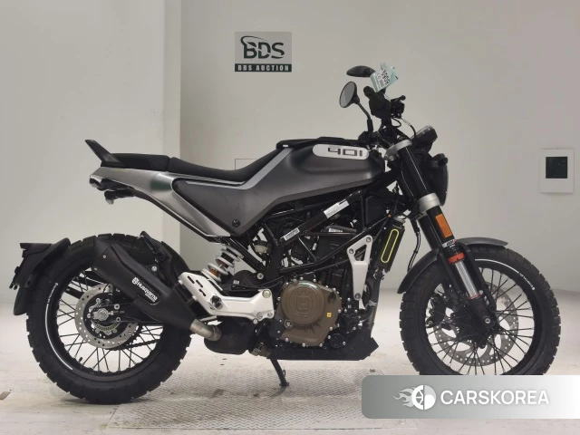 Проданный Husqvarna SVARTPILEN 401 2021 из Японии