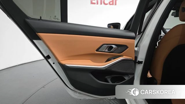 BMW 3 Series (G20) id 4487867 из Кореи 17