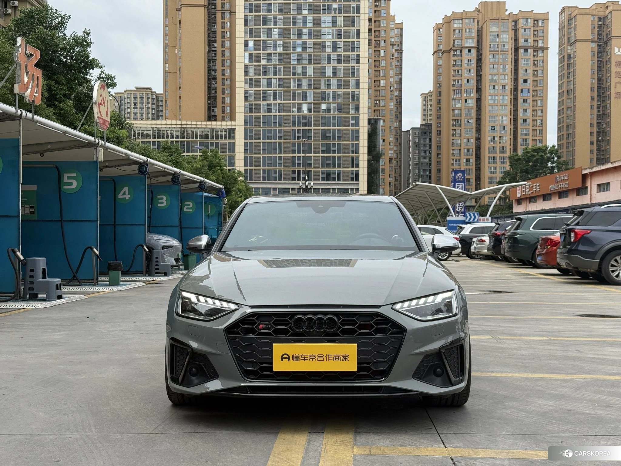 Audi S4 id 4512833 из Китая 17