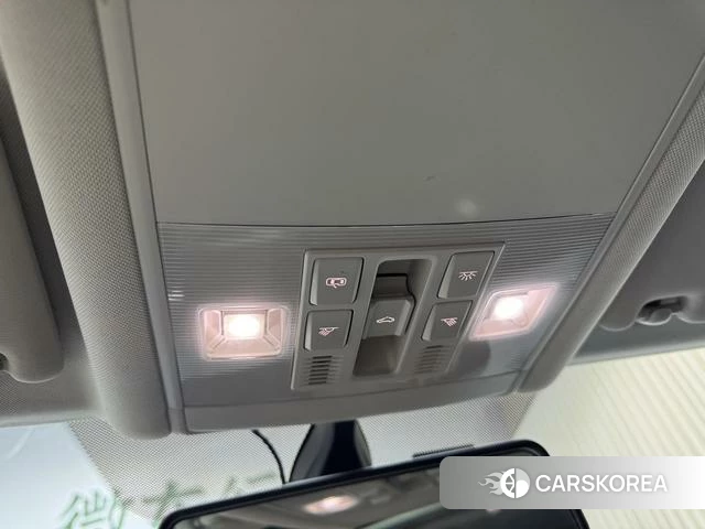 Volkswagen Passat id 4242345 из Китая 17