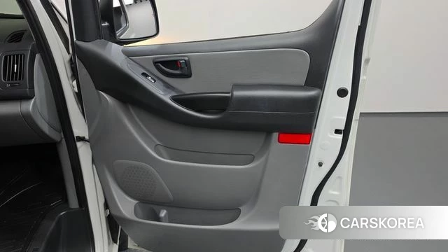 Hyundai The New Grand Starex id 4775845 из Кореи 17