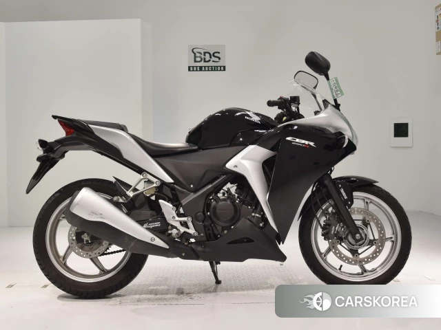 Проданный Honda CBR250R ABS 2011 из Японии