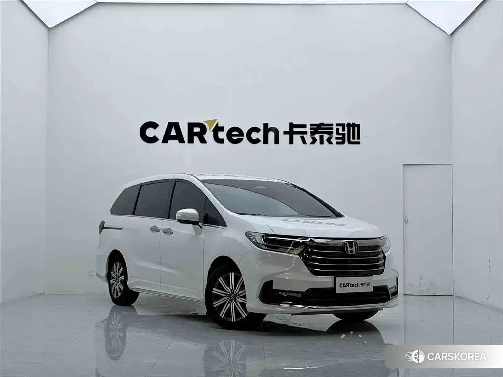 Honda Odyssey id 4547958 из Китая 17