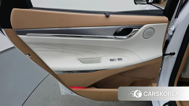 Hyundai The New Grandeur IG Hybrid id 4550012 из Кореи 17