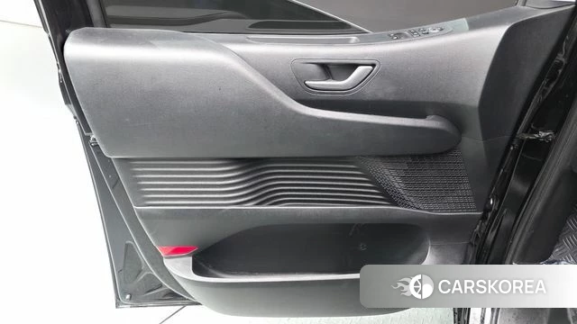 Hyundai Staria id 4757178 из Кореи 17