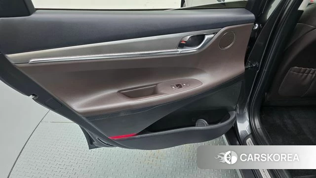 Hyundai The New Grandeur IG id 4641950 из Кореи 17