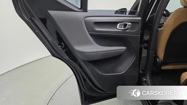 Volvo XC40 id 4727154 из Кореи 17