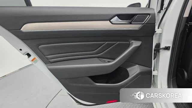 Volkswagen Passat GT (B8) id 4469738 из Кореи 17