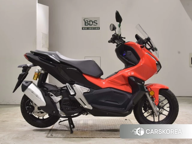 Проданный Honda ADV150 2019 из Японии, фото 2