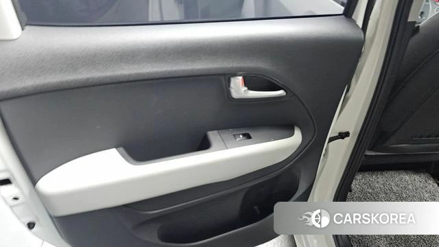 Kia The New Kia Ray id 4527833 из Кореи 17