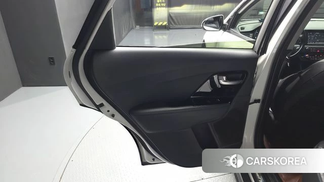 Kia Niro EV id 4604977 из Кореи 17