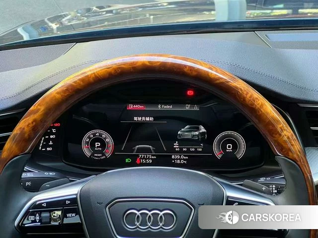 Audi A6L id 4215183 из Китая 17