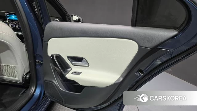Mercedes-Benz A-Class W177 id 4402915 из Кореи 17