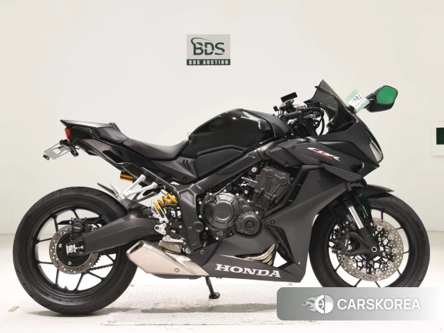 Проданный Honda CBR650R 2023 из Японии