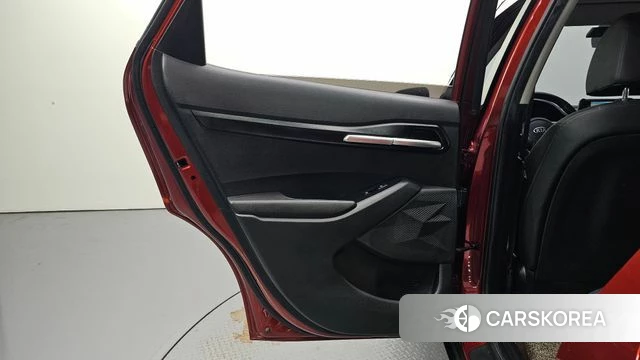 Kia Seltos id 4906920 из Кореи 17