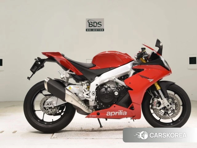 Проданный Aprilia RSV4R 2014 из Японии, фото 2
