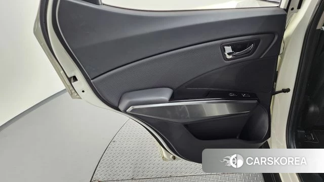 Ssangyong Tivoli Air id 4541592 из Кореи 17
