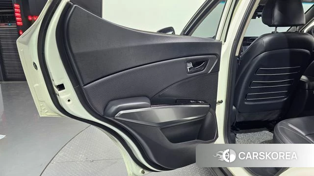 Ssangyong Tivoli Air id 4224214 из Кореи 17