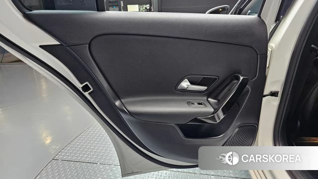 Mercedes-Benz A-Class W177 id 4712843 из Кореи 17