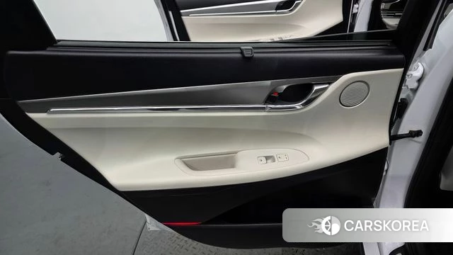 Hyundai The New Grandeur IG Hybrid id 4735757 из Кореи 17