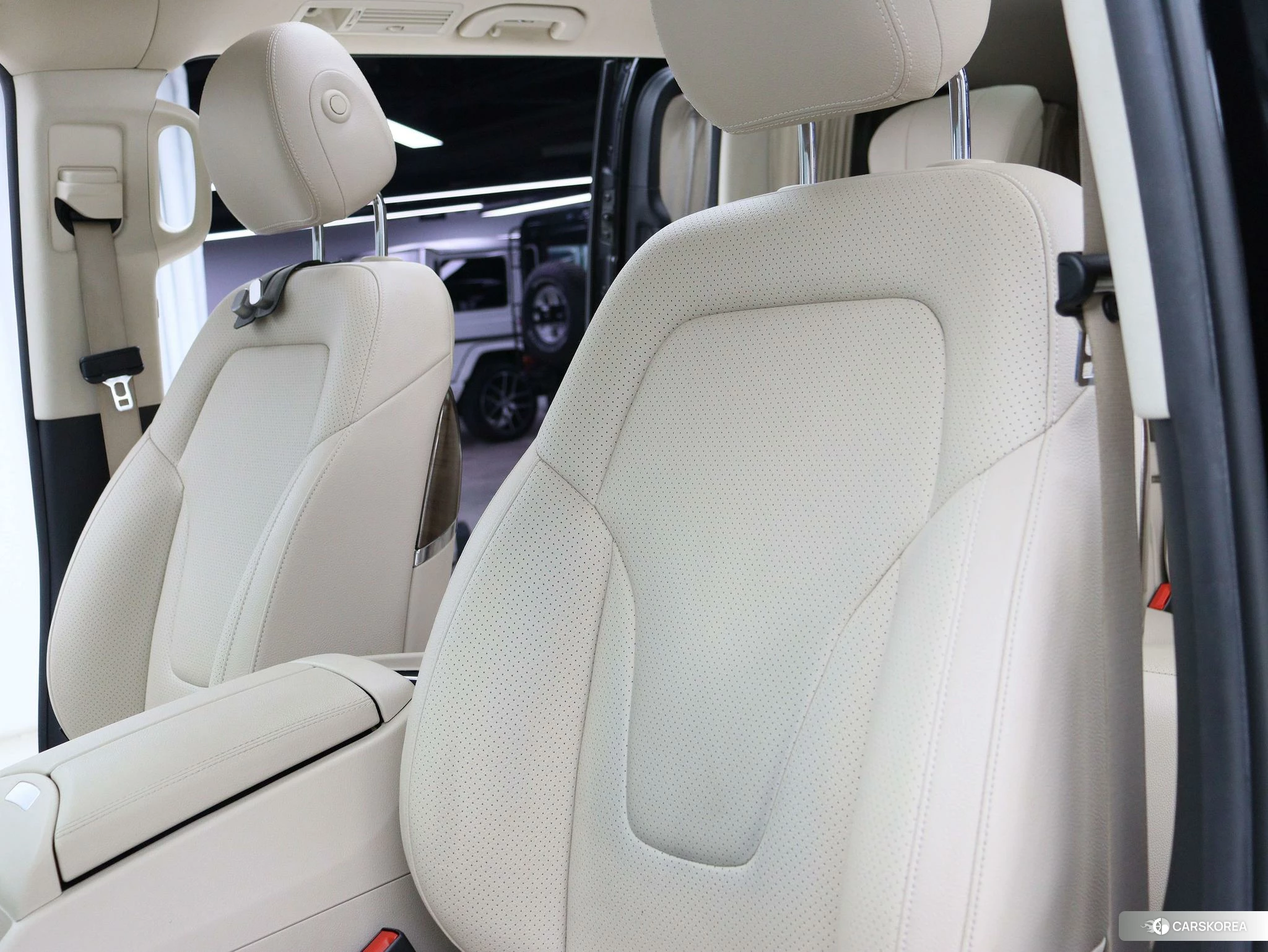 Mercedes-Benz V-class id 4419297 из Китая 17
