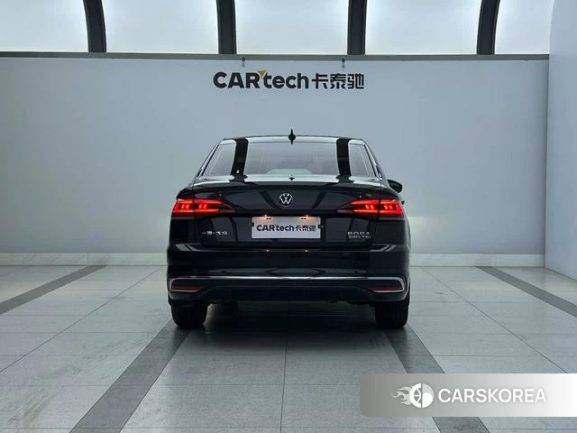 Volkswagen Bora id 4263107 из Китая 17