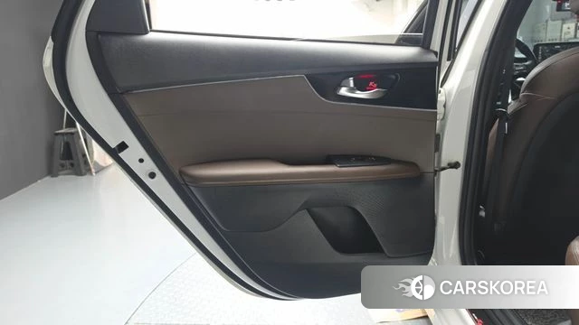 Kia Come New K3 id 4435658 из Кореи 17