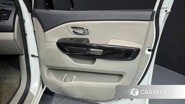 Kia The New Carnival id 4294874 из Кореи 17